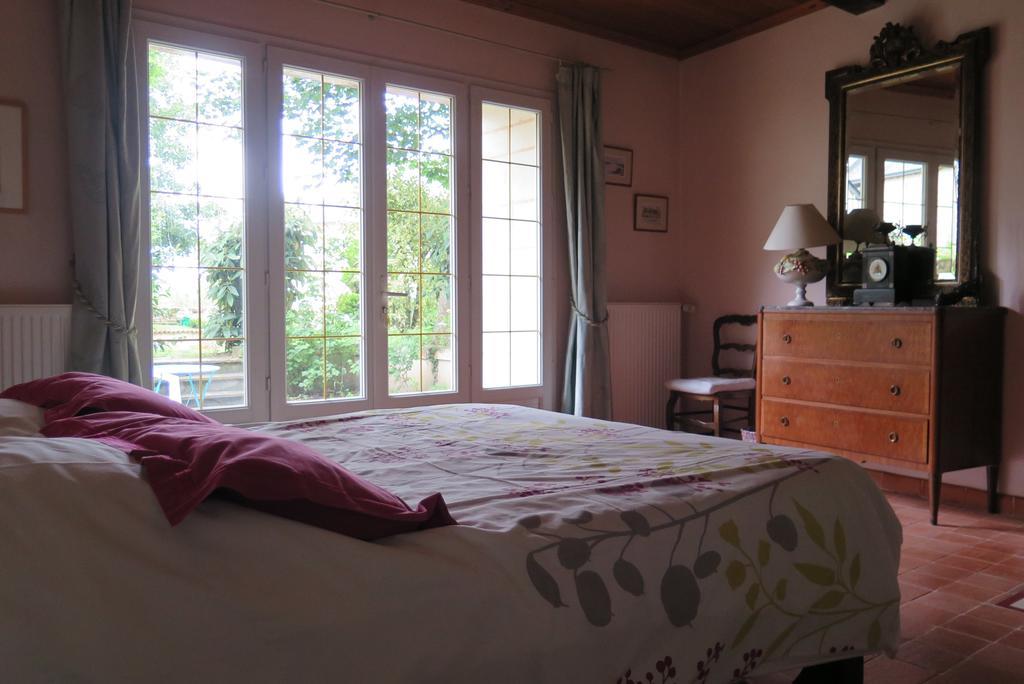 לינה וארוחת בוקר Seuilly Manoir De L'Abbaye מראה חיצוני תמונה