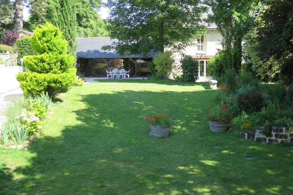 לינה וארוחת בוקר Seuilly Manoir De L'Abbaye מראה חיצוני תמונה