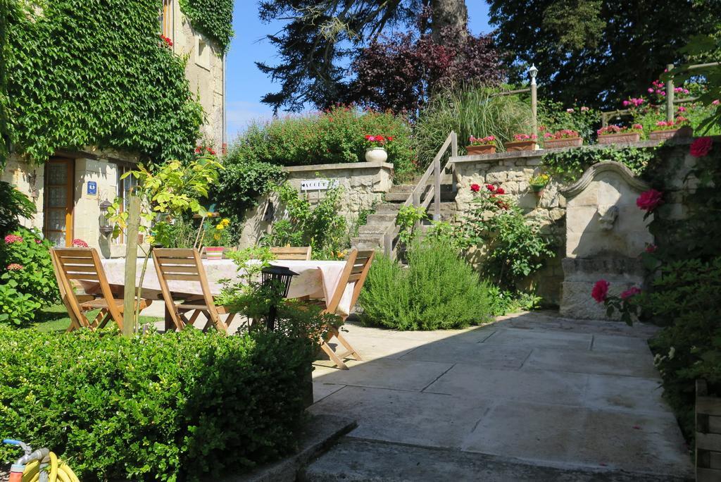 לינה וארוחת בוקר Seuilly Manoir De L'Abbaye מראה חיצוני תמונה